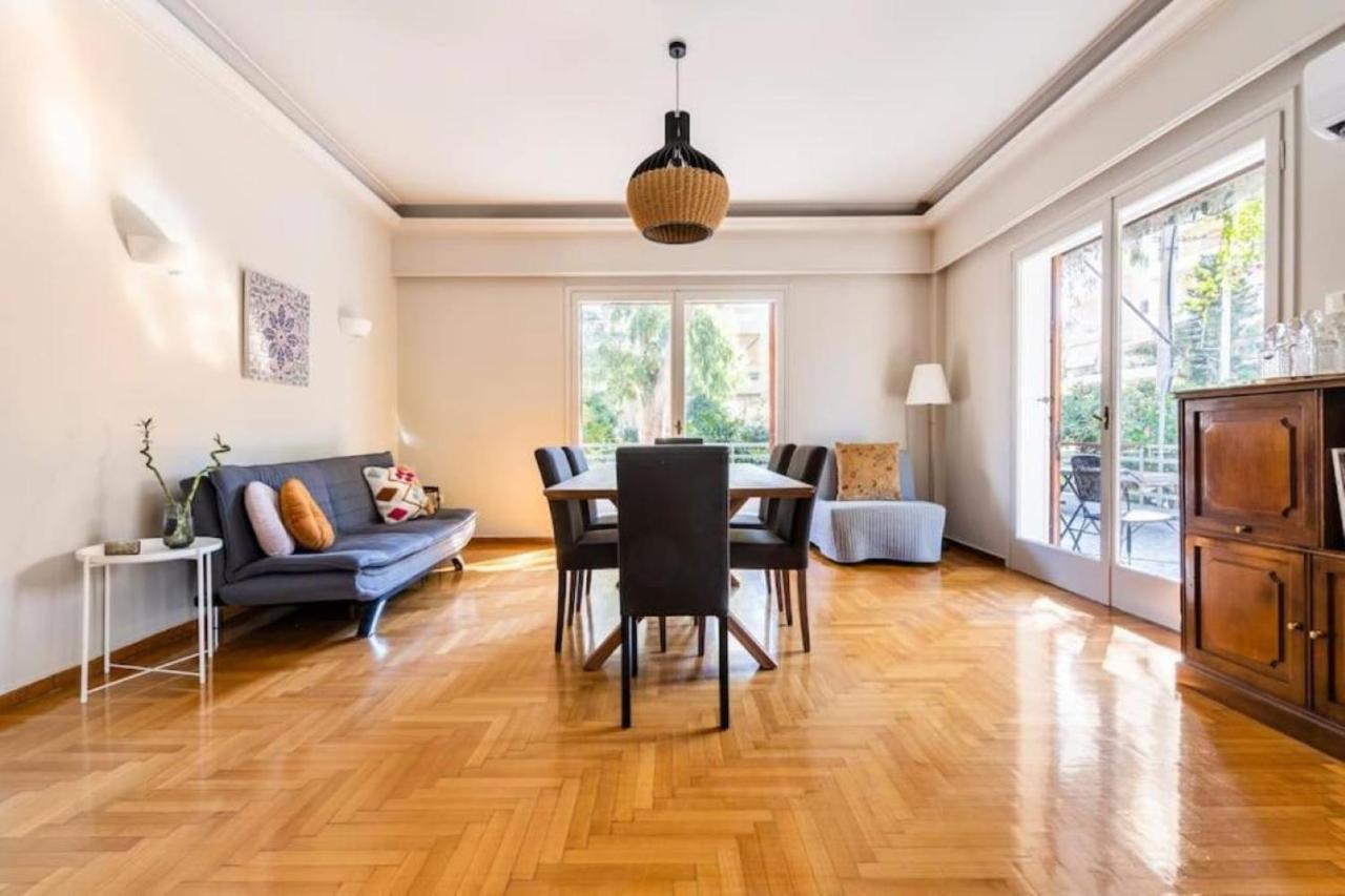 Spacious Renovated Flat In The Athens Riviera Luaran gambar