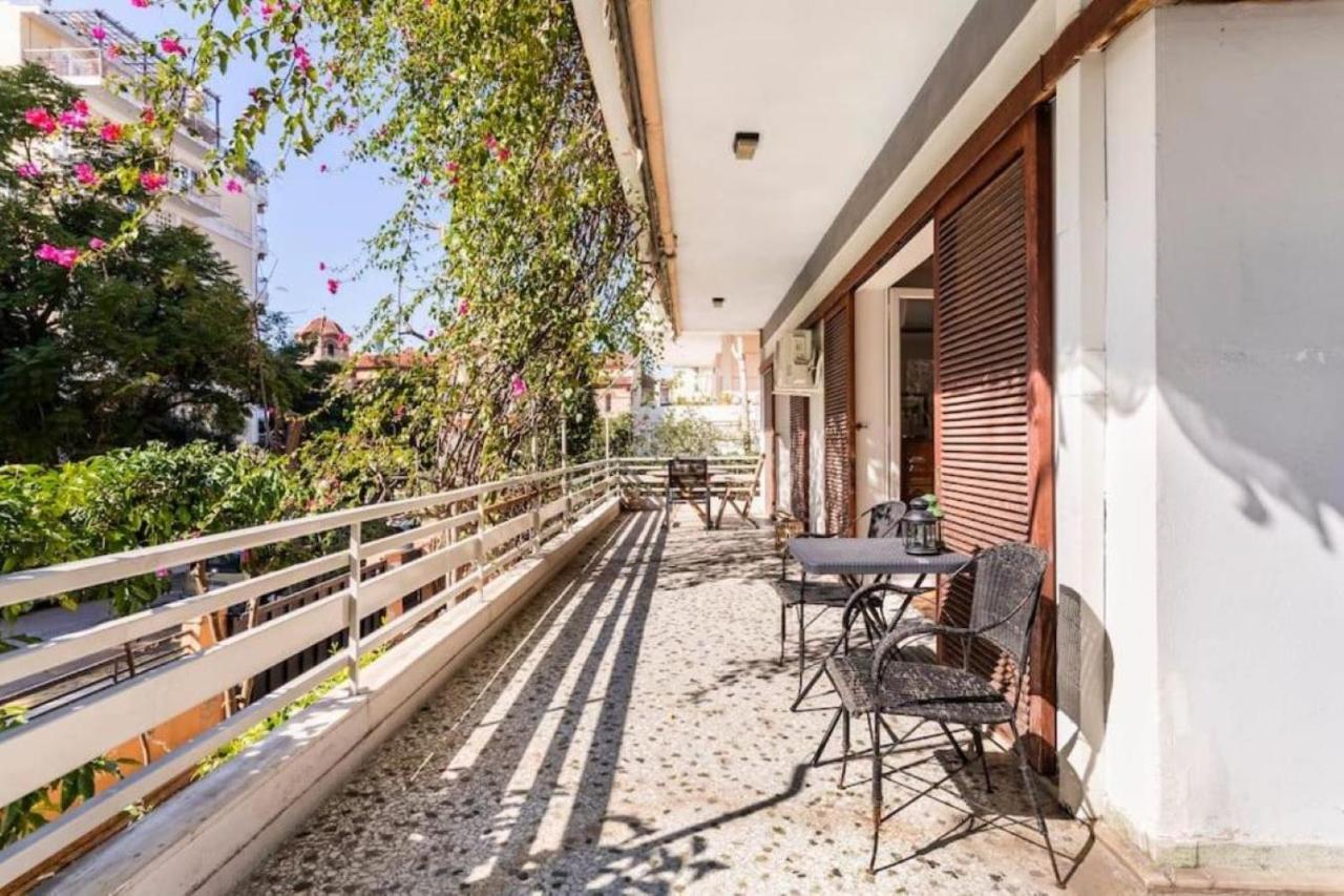 Spacious Renovated Flat In The Athens Riviera Luaran gambar